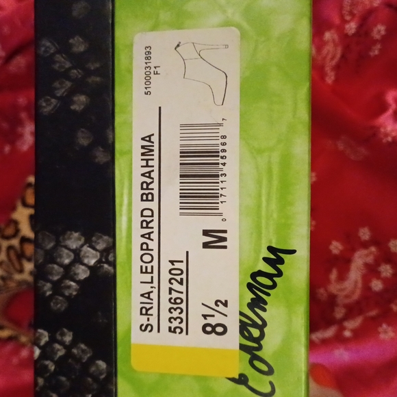 Sam Edelman Ria Leopard Bootie + FREE Matching Bracelet - Picture 9 of 10